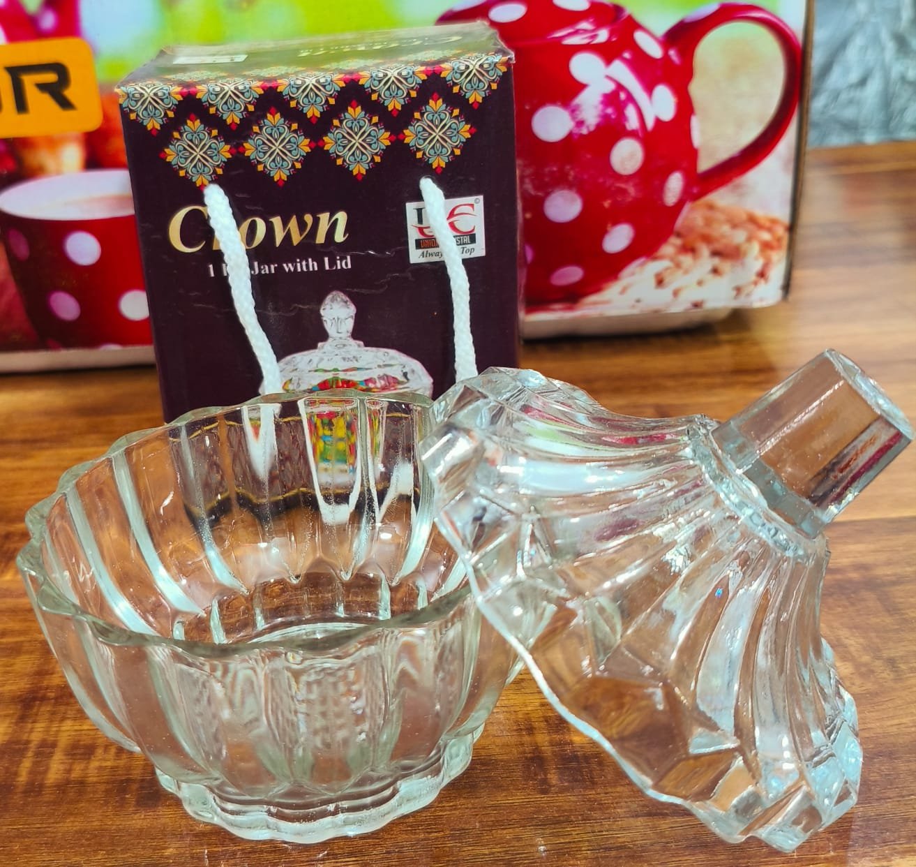 crown glass jar with lid (1 pc)