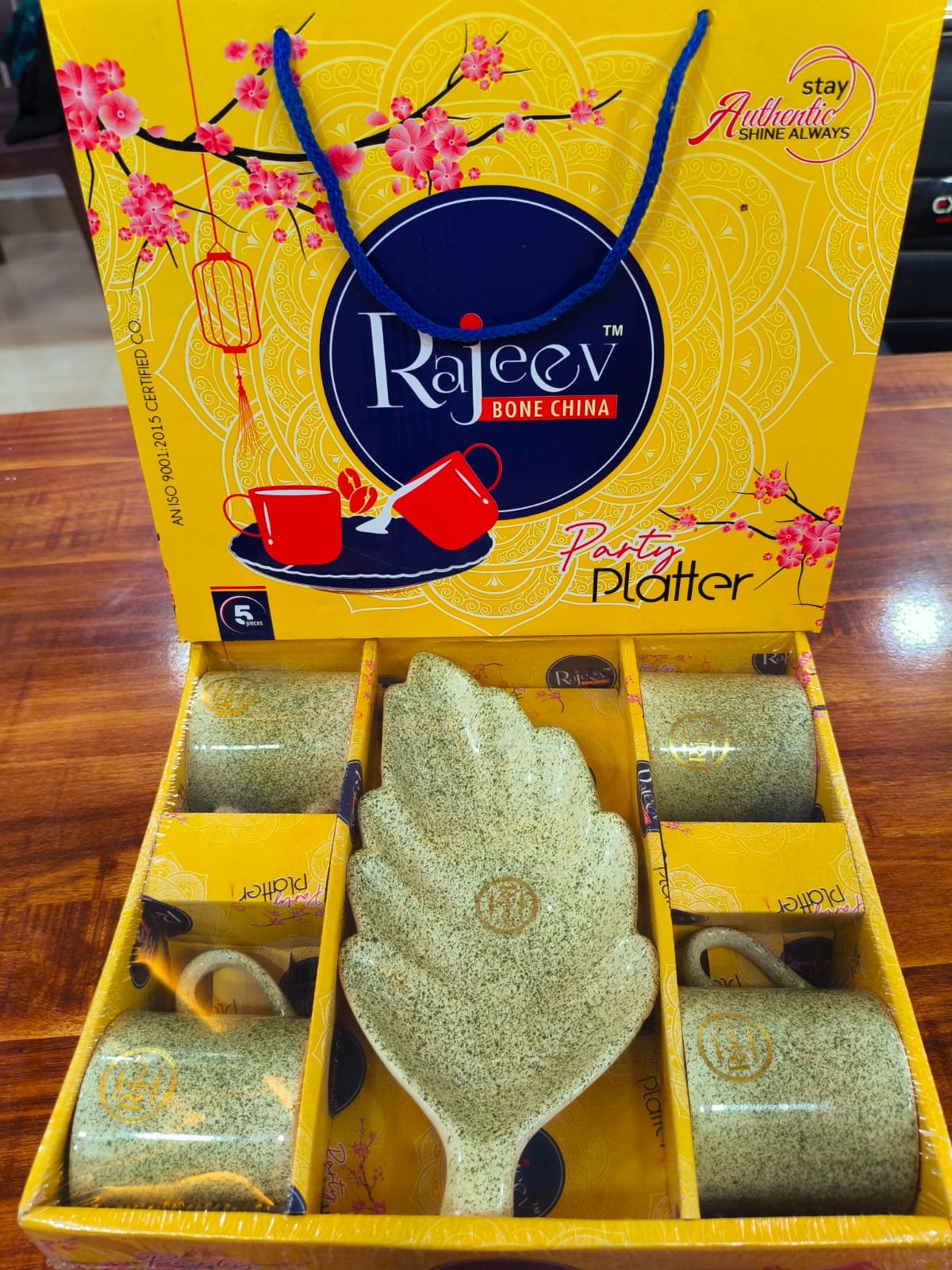 rajeev bone china party platter set (6 pcs – green speckled with leaf platter)